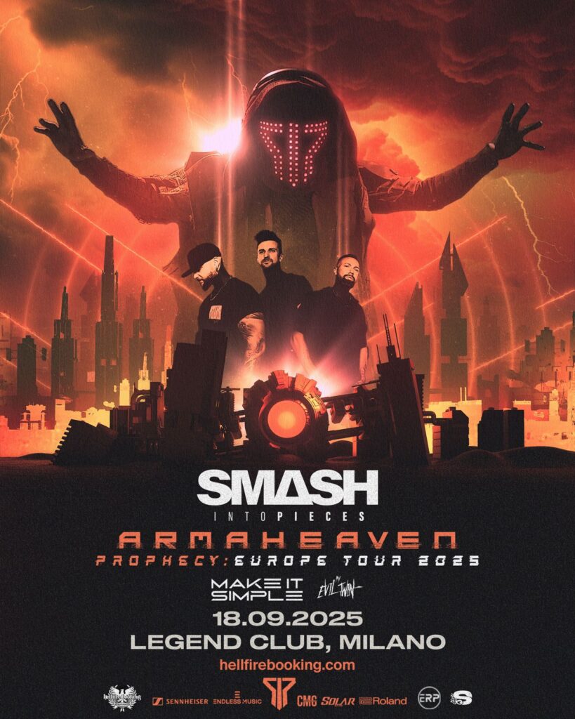 smash into pieces